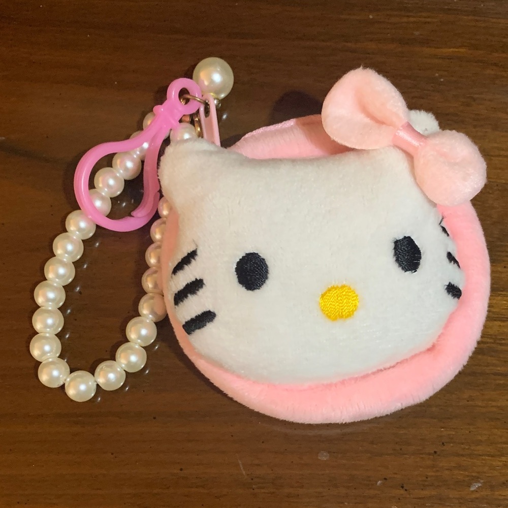 Hello Kitty Plush Face Coin Purse Faux Pearl Wristlet Strap